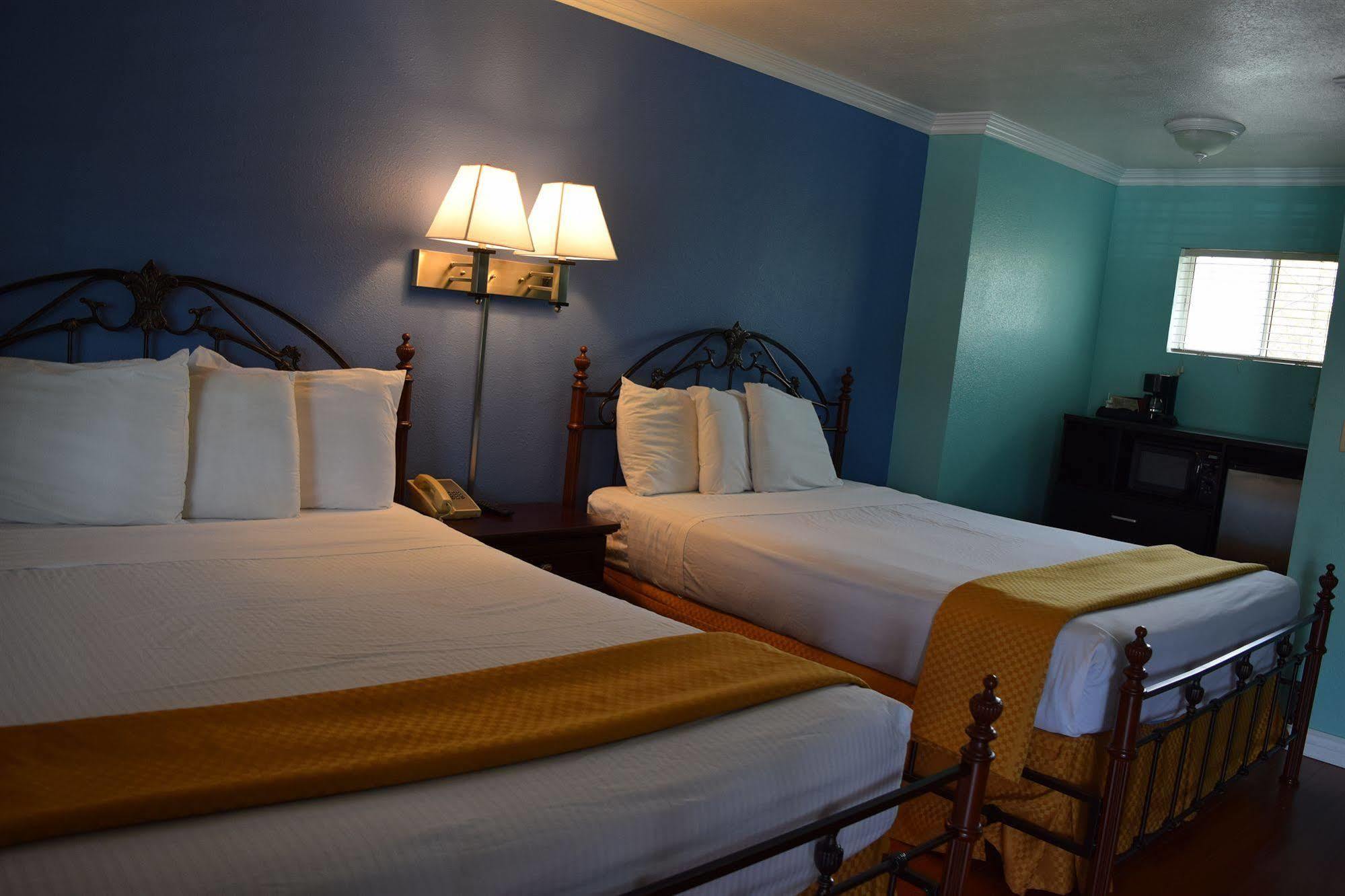 Rose Garden Inn Santa Barbara Ngoại thất bức ảnh