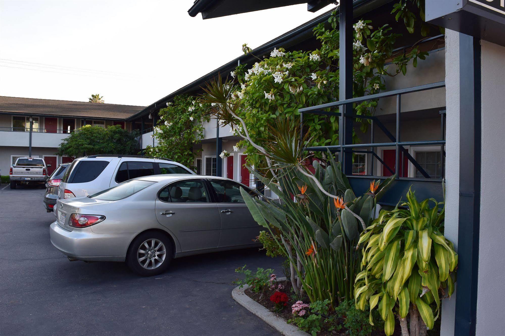 Rose Garden Inn Santa Barbara Ngoại thất bức ảnh